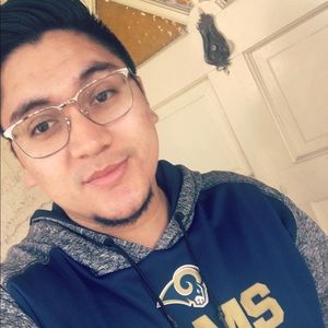 Meet your Posher, Luis